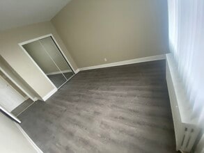 130 Cosburn Ave in Toronto, ON - Building Photo - Building Photo