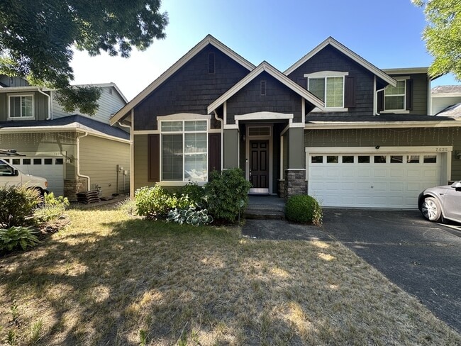 property at 7625 NE 201st Pl