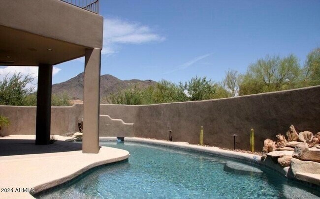 5829 E Agave Pl in Carefree, AZ - Building Photo - Building Photo