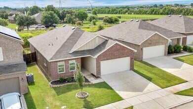 10357 Jameson Ln in Crowley, TX - Building Photo - Building Photo