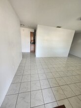 12357 First St in Ft. Myers, FL - Building Photo - Building Photo