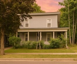 11 Spring St, Unit #3 in Oneonta, NY - Building Photo - Building Photo