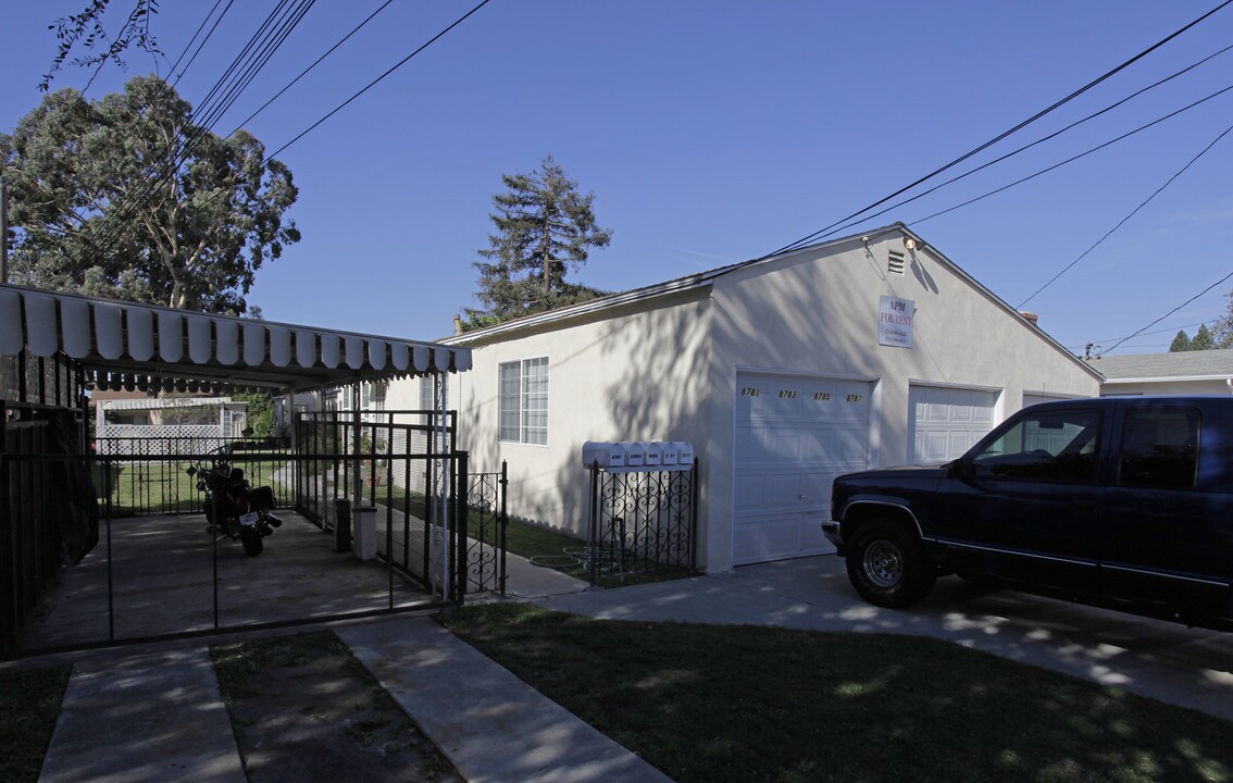 8781-8787 Hoffman St in Buena Park, CA - Foto de edificio