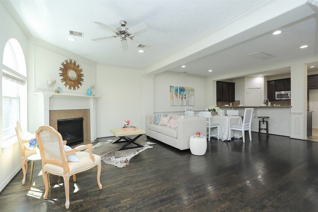 1311 Bingham St in Houston, TX - Building Photo