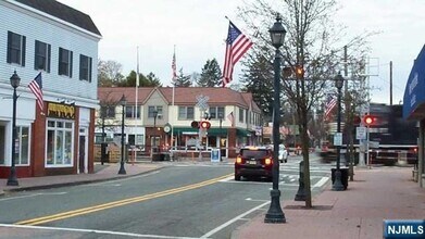 2901 Mark Twain Way, Unit 2901 in Mahwah, NJ - Building Photo - Building Photo