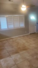 9754 Laredo Dr in La Grange, CA - Building Photo - Building Photo