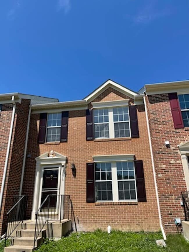 12876 Silvia Loop in Woodbridge, VA - Building Photo - Building Photo