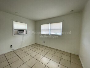 623 Joel Blvd in Lehigh Acres, FL - Building Photo - Building Photo