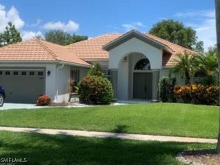 1499 Vintage Ln in Naples, FL - Building Photo