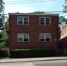 869 Forest Ave in Staten Island, NY - Foto de edificio - Building Photo