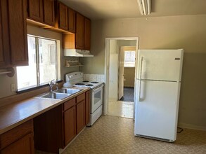 1336 Highland Ave in Martinez, CA - Building Photo - Building Photo