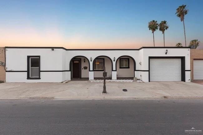 property at 23 West St