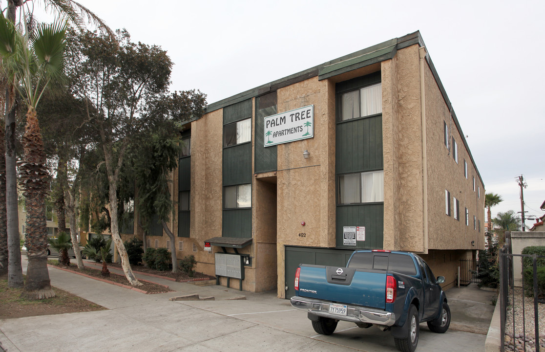 Palm Tree Apartments in San Diego, CA - Building Photo