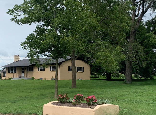 property at 2900 Newtown Pike