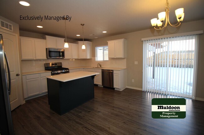 7250 Silver Moon Dr in Colorado Springs, CO - Building Photo - Building Photo