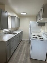 Windsor Court Apartments in New Paltz, NY - Building Photo - Building Photo