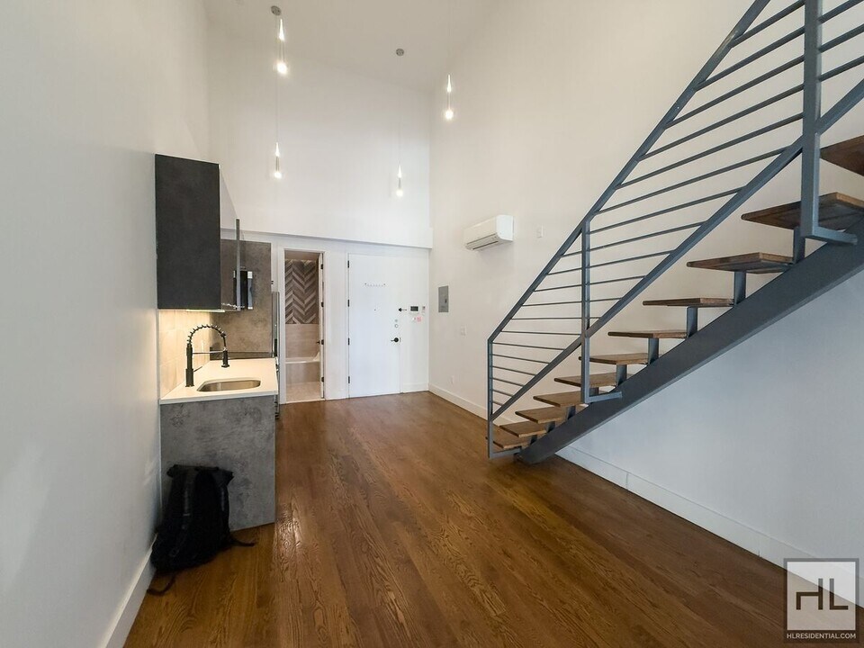 Stunning Two-Bedroom Duplex with Soaring 1 in Brooklyn, NY - Building Photo