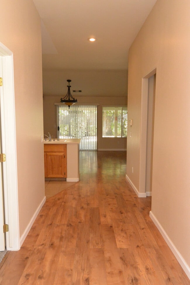 4236 W Redding Ave in Visalia, CA - Building Photo - Building Photo