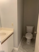 244 Matthews Drive in Newark, NJ - Building Photo - Building Photo