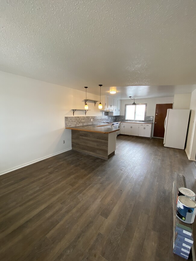 1120 central ave w Apartments and Nearby Great Falls Apartments For