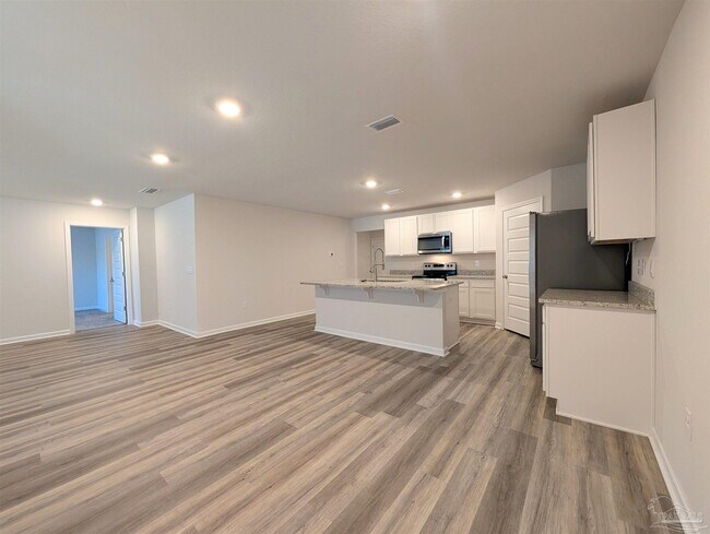 3857 James Stovall St in Pensacola, FL - Building Photo - Building Photo