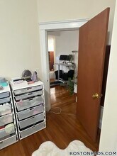 1315 Commonwealth Ave, Unit 105 in Boston, MA - Building Photo - Building Photo