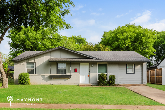 3931 Mehalia Dr in Dallas, TX - Building Photo