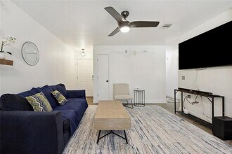 5340 Krueger Ln in Austin, TX - Building Photo - Building Photo