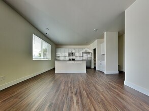 17621 26th Ave Ct E in Tacoma, WA - Building Photo - Building Photo