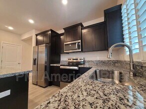 5033 Rialto Dr in Roseville, CA - Building Photo - Building Photo