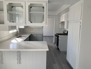 18328 Mansel Ave in Redondo Beach, CA - Building Photo - Building Photo