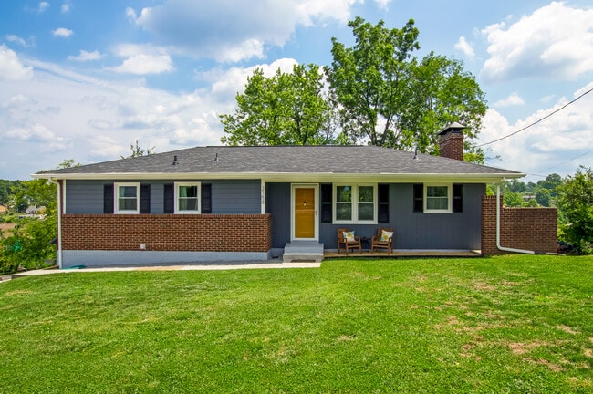 2158 Brookview Dr, Unit A, Unit A