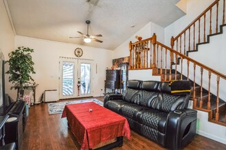 6677 Ryan Chase Ct in Orlando, FL - Building Photo - Building Photo