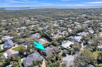 15305 SW 74th Ct in Palmetto Bay, FL - Building Photo - Building Photo