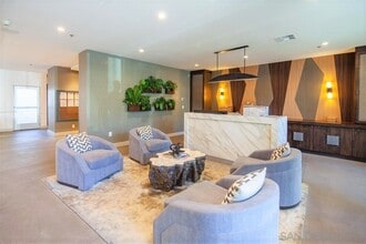 889 Date St, Unit 232 in San Diego, CA - Building Photo - Building Photo