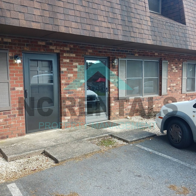property at 210 W 5th St