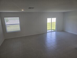11901 Brae Wy in Dade City, FL - Building Photo - Building Photo