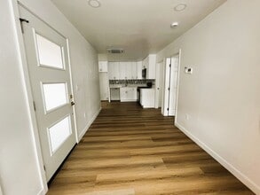 13811 La Pat Pl in Westminster, CA - Building Photo - Building Photo