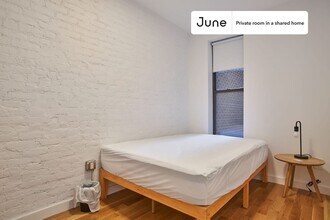 Room in Shared 5.0 bed/3 bath home in Brooklyn, NY - Building Photo - Building Photo