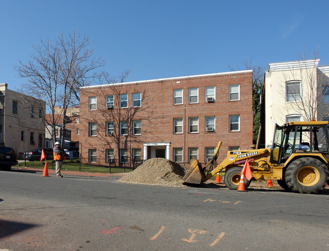 604 12th St NE in Washington, DC - Building Photo - Building Photo