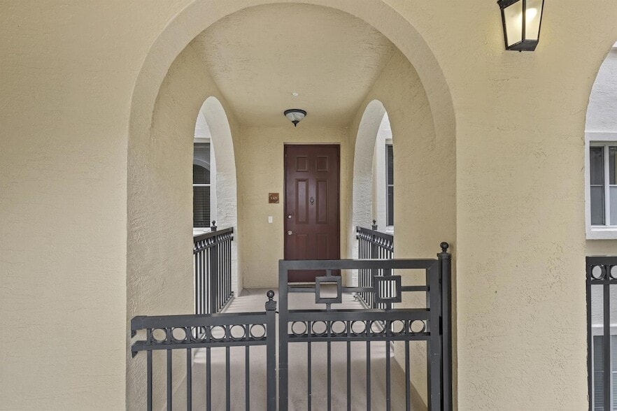 2900 NW 125th Ave, Unit 3-305 in Sunrise, FL - Building Photo