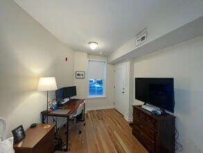 4442 Cresson St in Philadelphia, PA - Building Photo - Building Photo