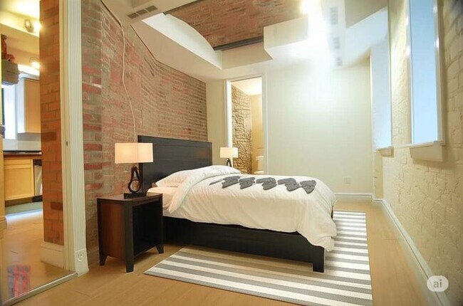 340 E 18th St, Unit LA in New York, NY - Foto de edificio - Building Photo