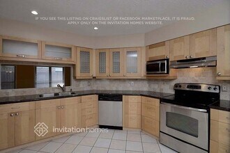 17111 Coachmaker Dr in Friendswood, TX - Building Photo - Building Photo