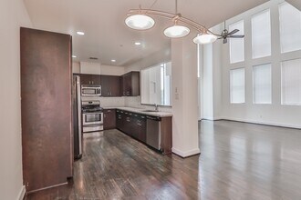 4403 Austin St in Houston, TX - Foto de edificio - Building Photo