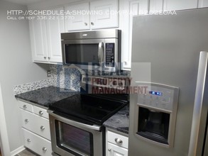 3005 Patriot Ct-Unit -Unit A in Greensboro, NC - Foto de edificio - Building Photo