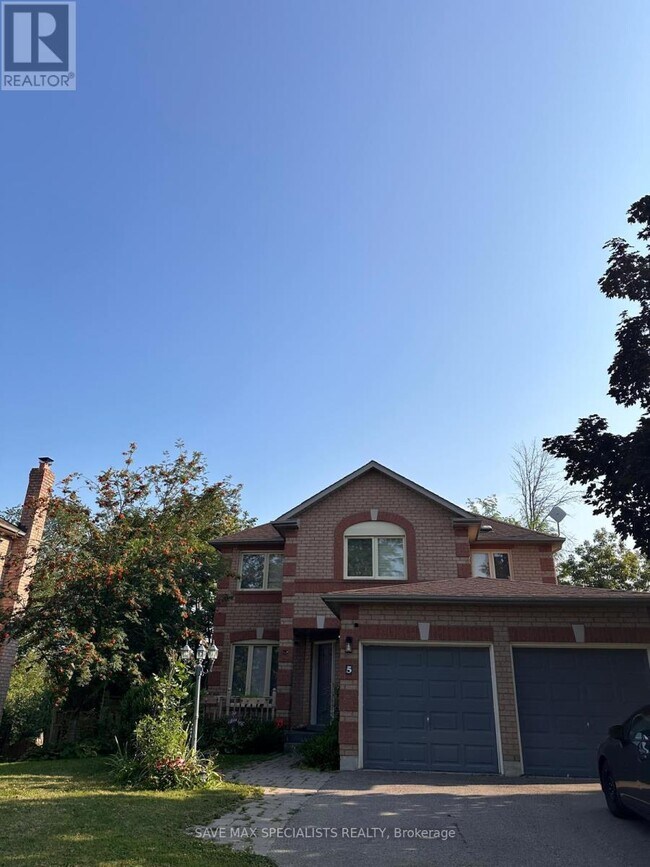 5 McCullough Ave in New Tecumseth, ON - Building Photo - Building Photo