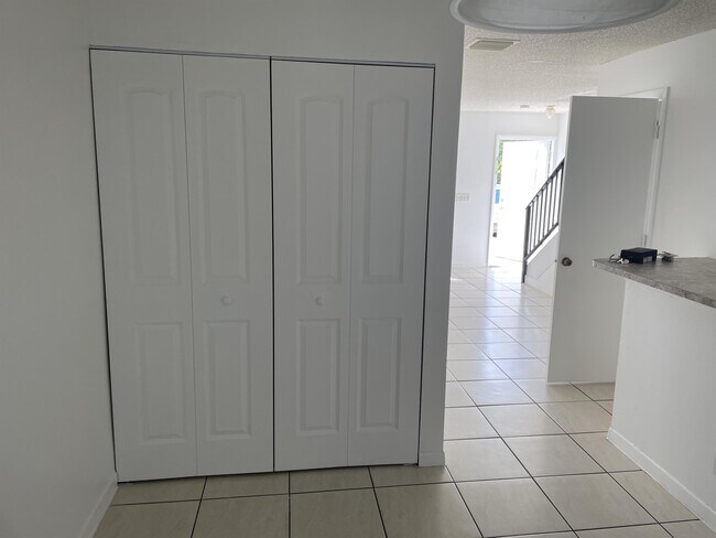 11693 NW 45th St in Coral Springs, FL - Building Photo - Building Photo