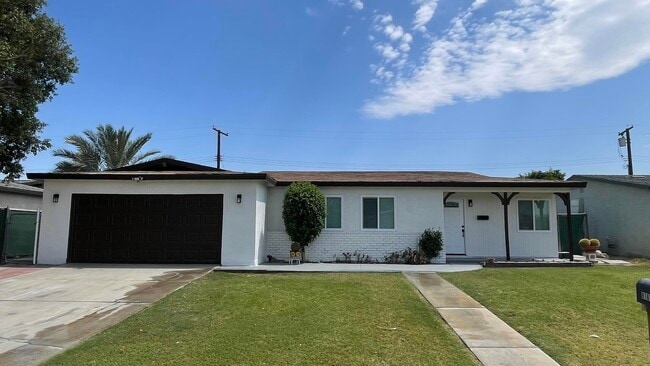 property at 81683 De Plata Ave
