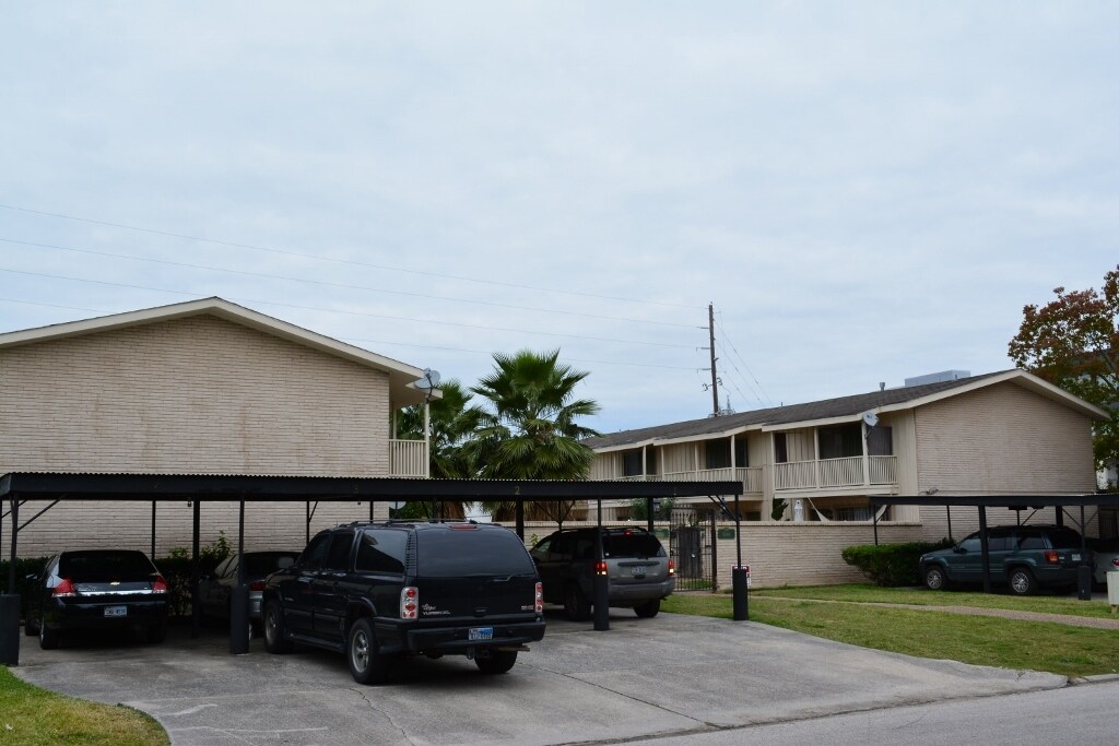 5506-5510 Beverlyhill St in Houston, TX - Foto de edificio